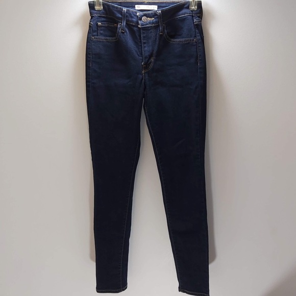 Levi's Denim - 3/$45 Levi’s 721 high rise skinny jeans